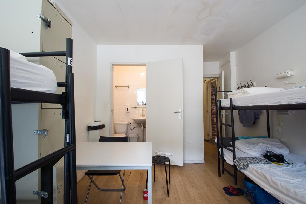 Stone Hotel & Hostel Ουτρέχτη Δωμάτιο φωτογραφία